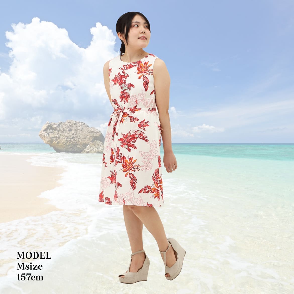 青い空、青い海沖縄を感じるデザイン