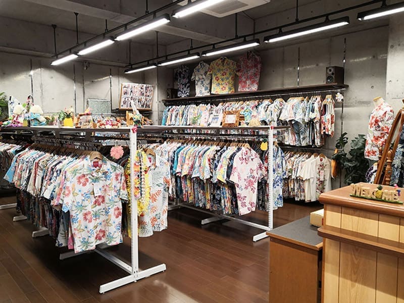 内観 小禄バイパス店