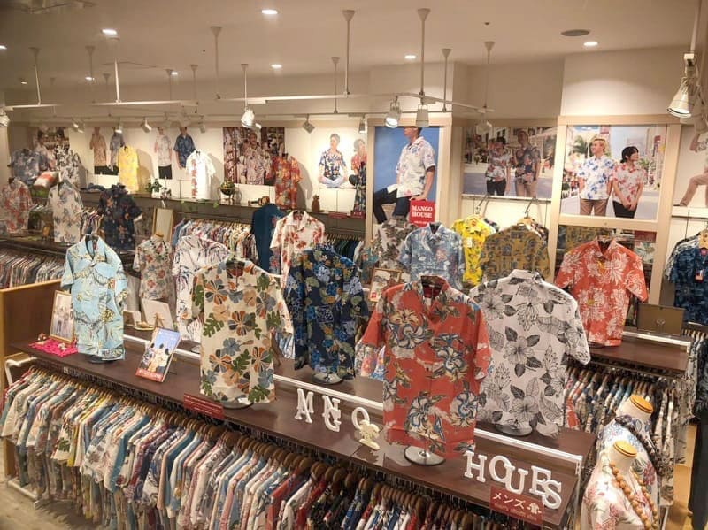 内観 イオンモールライカム店