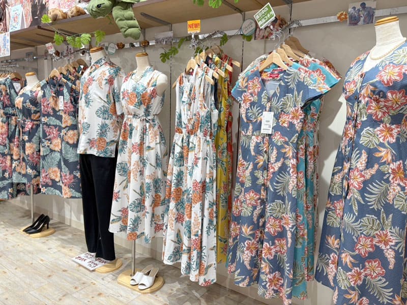 内観 イオンモールライカム店