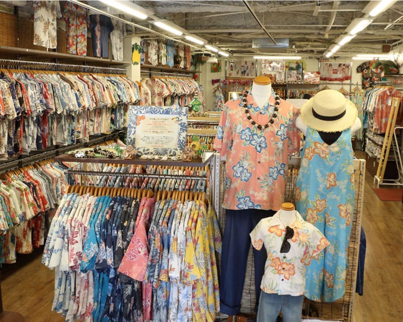 沖縄アロハシャツの専門店