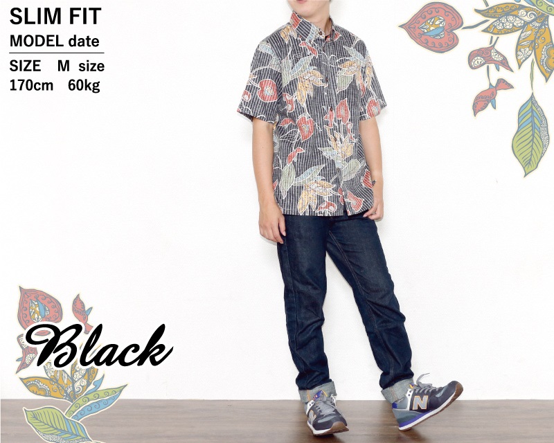 メンズスリム　アンティークなアロハシャツ　ブラック