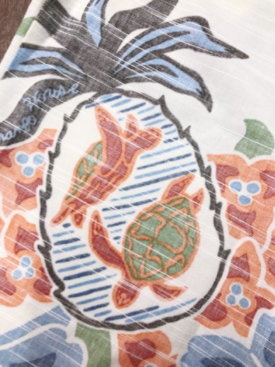 オシャレかりゆしウェア　メンズ　ウミガメ