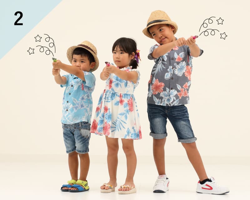 キッズ　フリルワンピース　兄妹コーデ