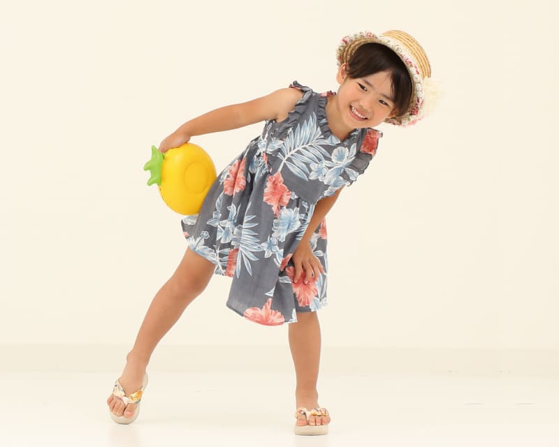 キッズ　フリルワンピース　ネイビー　ディテール