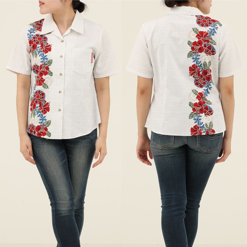 花「アカバナー（ハイビスカス）」、地模様に「ミンサー」をアレンジした沖縄のアロハシャツ アイボリー