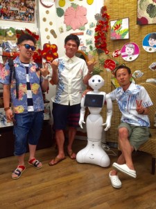 ３人組みかりゆしウェアで１