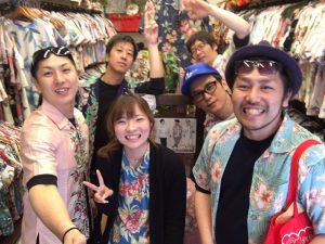 毎年沖縄へかりゆしウェアおしゃれ4