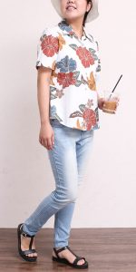 夏おしゃれで可愛い開襟シャツ