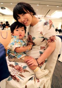 キッズかりゆしウェアとママワンピース