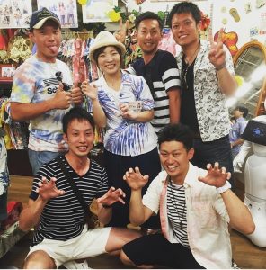 かりゆしウェアマンゴハウス