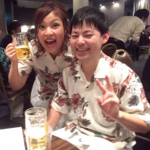 新郎新婦二次会コーデはかりゆしウェアで