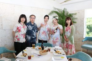 結婚式　沖縄　かりゆしコーデ