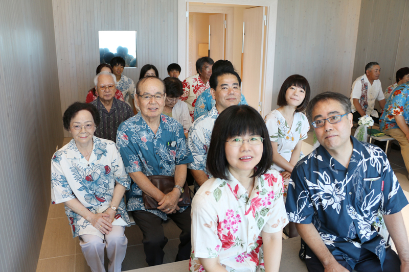 かりゆしウェアで結婚式参列へ 沖縄リゾートウエディング マンゴハウスブログ