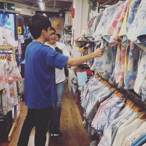 マンゴハウスでかりゆしウェアを選ぶ