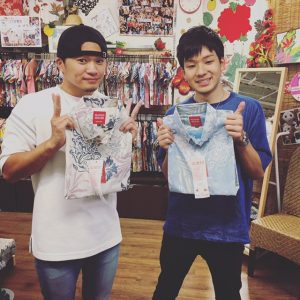 かりゆしウェアで研修に