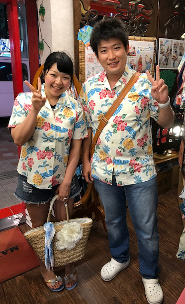 パイナップル柄のかりゆしでお揃♪