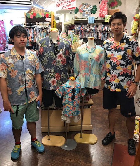 沖縄最終日でもかりゆしウェアを着てテンション上げる！