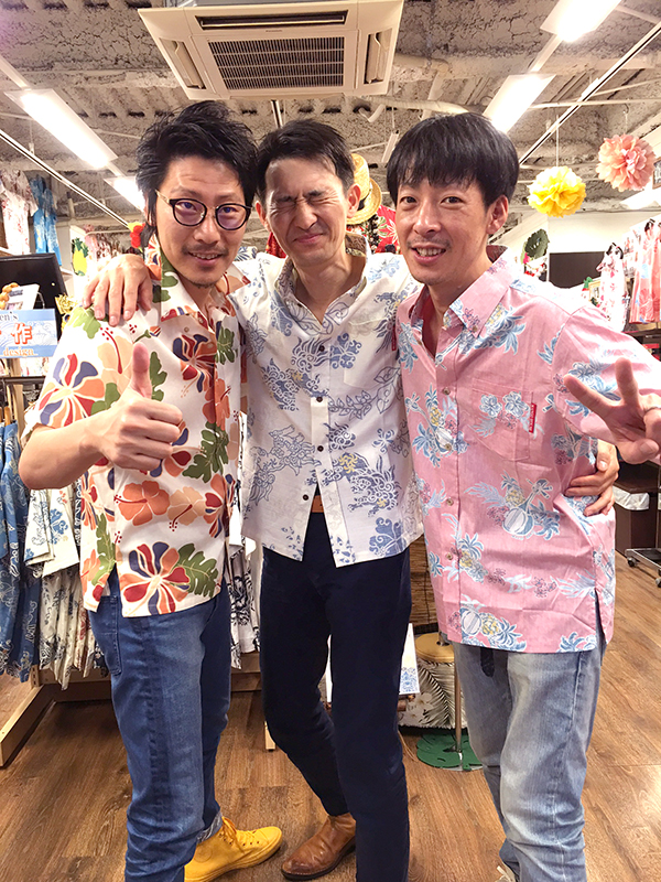 雨にも負けず、陽気なお客様ご来店♪