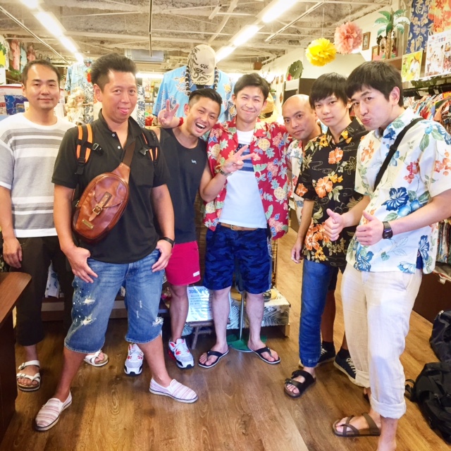 沖縄を楽しむならまずはマンゴハウスで着替えてから！　2017.7.2　国際通り本店　na-ri-