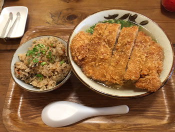 YONAR’S(ヨナーズ)！　１号店Ishiki
