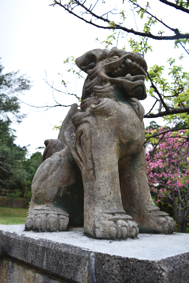 沖縄　シーサー