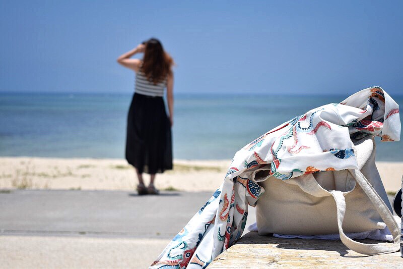 アロハシャツ　海