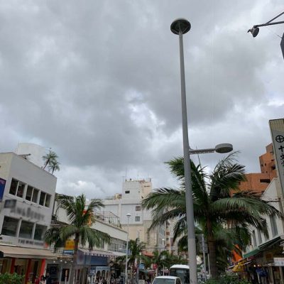 曇りの国際通り