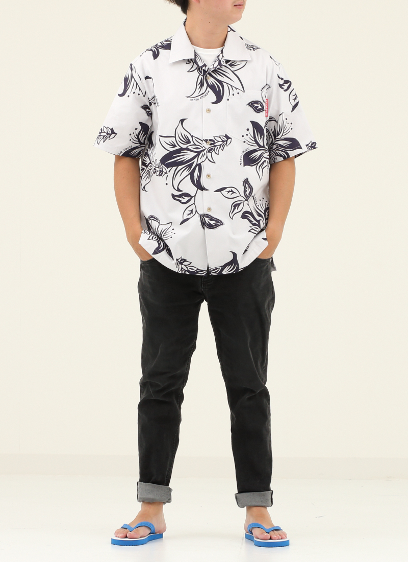 燃えるアロハシャツ