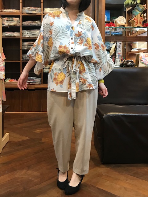 かりゆしウェア　レディース