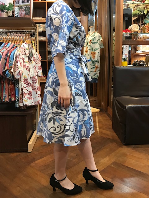 かりゆしウェア　レディース