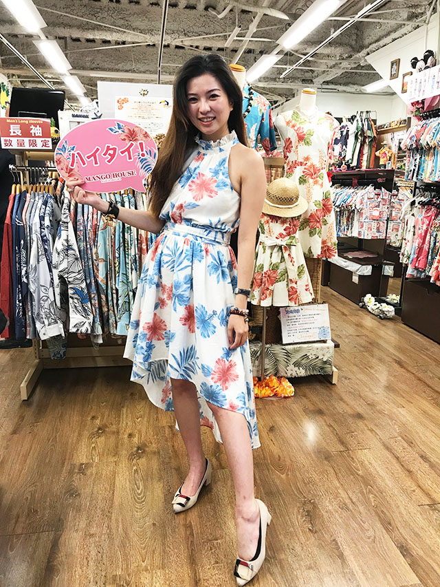 ワンピースが決まってる!!台湾からお越しのお姉さん♪