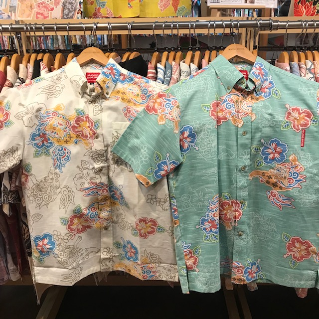 かりゆしウェア　マンゴハウス