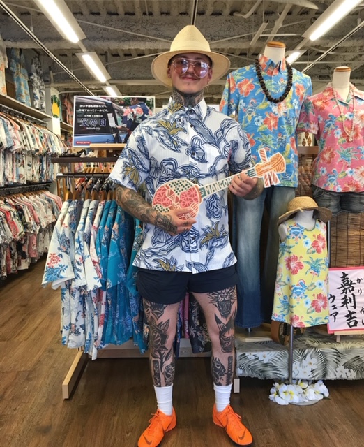 He seem to enjoy their trip to Japan！From.Sweden☆