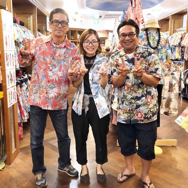 常連さん、スタッフおすすめカラーをサプライズ購入。