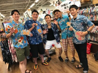 青いかりゆしウェア