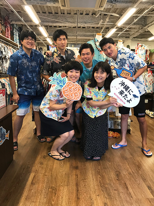 研修旅行の皆様です！