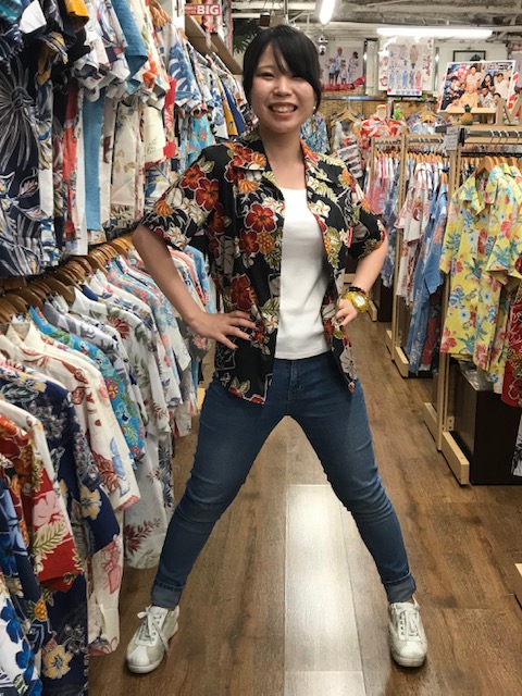 沖縄　アロハシャツ