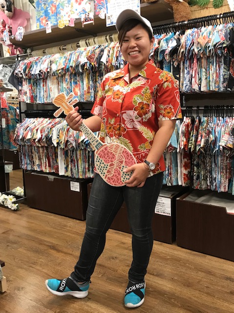 沖縄　アロハシャツ