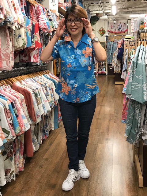 沖縄　かりゆしウェア