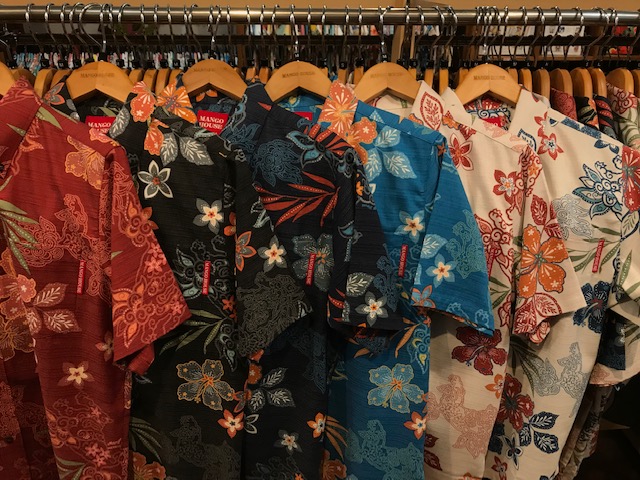 沖縄　かりゆしウェア