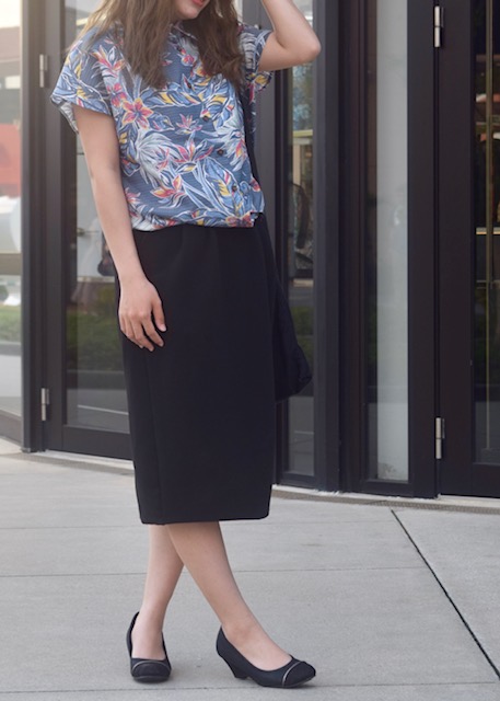 アロハシャツ　女　コーデ