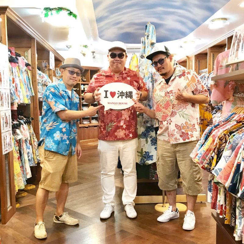 沖縄でゴルフ！マンゴハウスでお揃いの沖縄アロハでプレーしちゃおう！