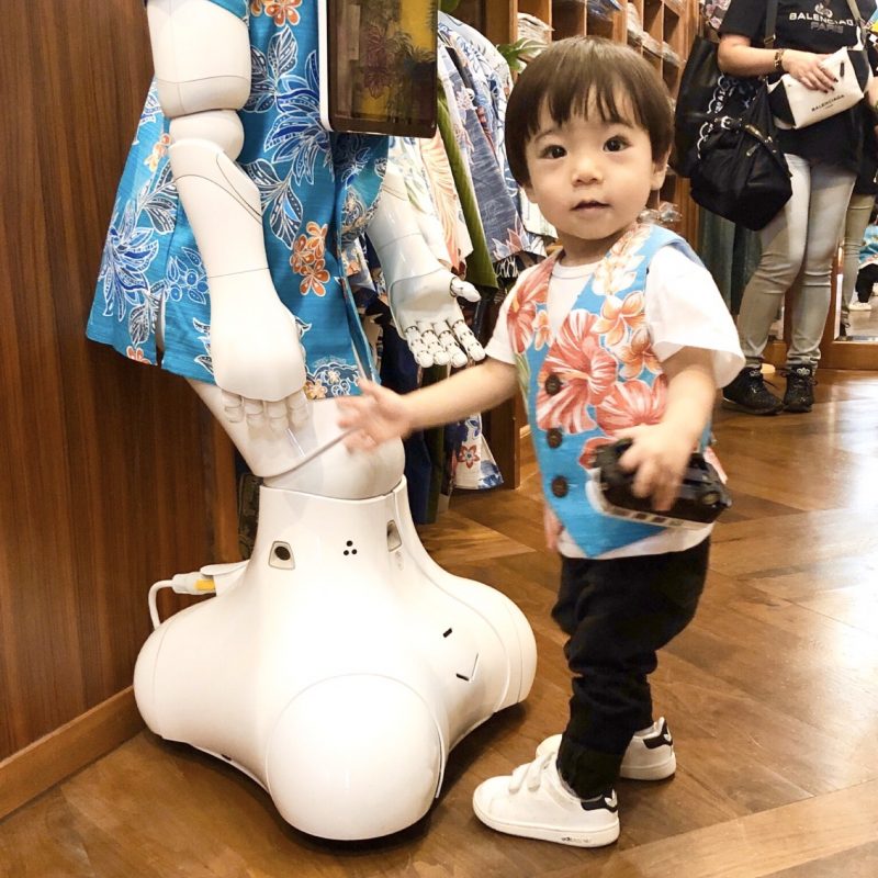南国感あふれるマンゴハウスのキッズジレベストは、結婚式にも普段使いにもオススメ！