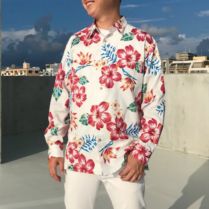 夏　トロピカル　沖縄　アロハシャツ