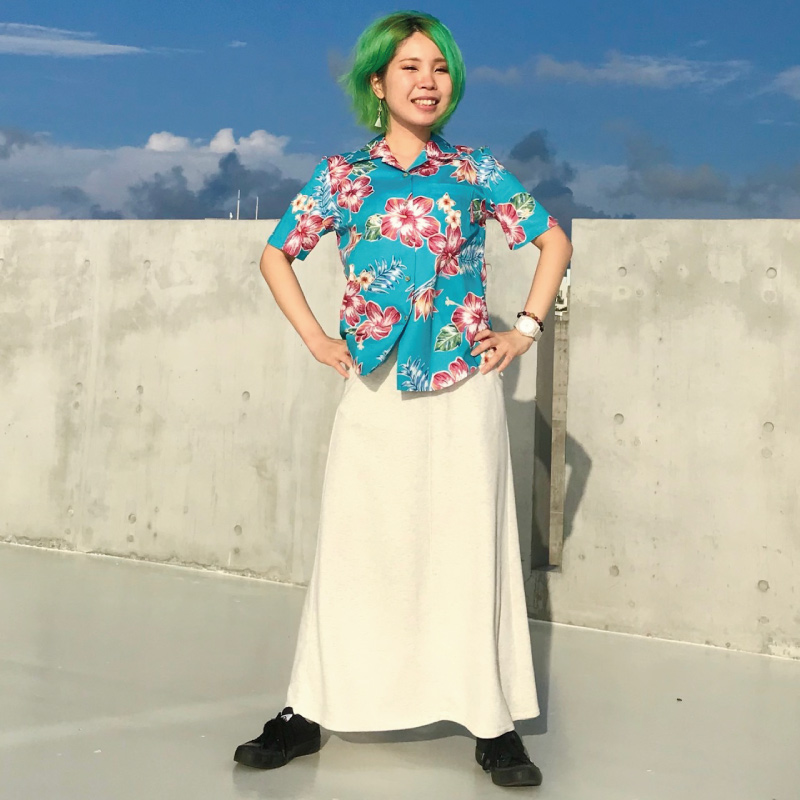 夏　トロピカル　沖縄　アロハシャツ