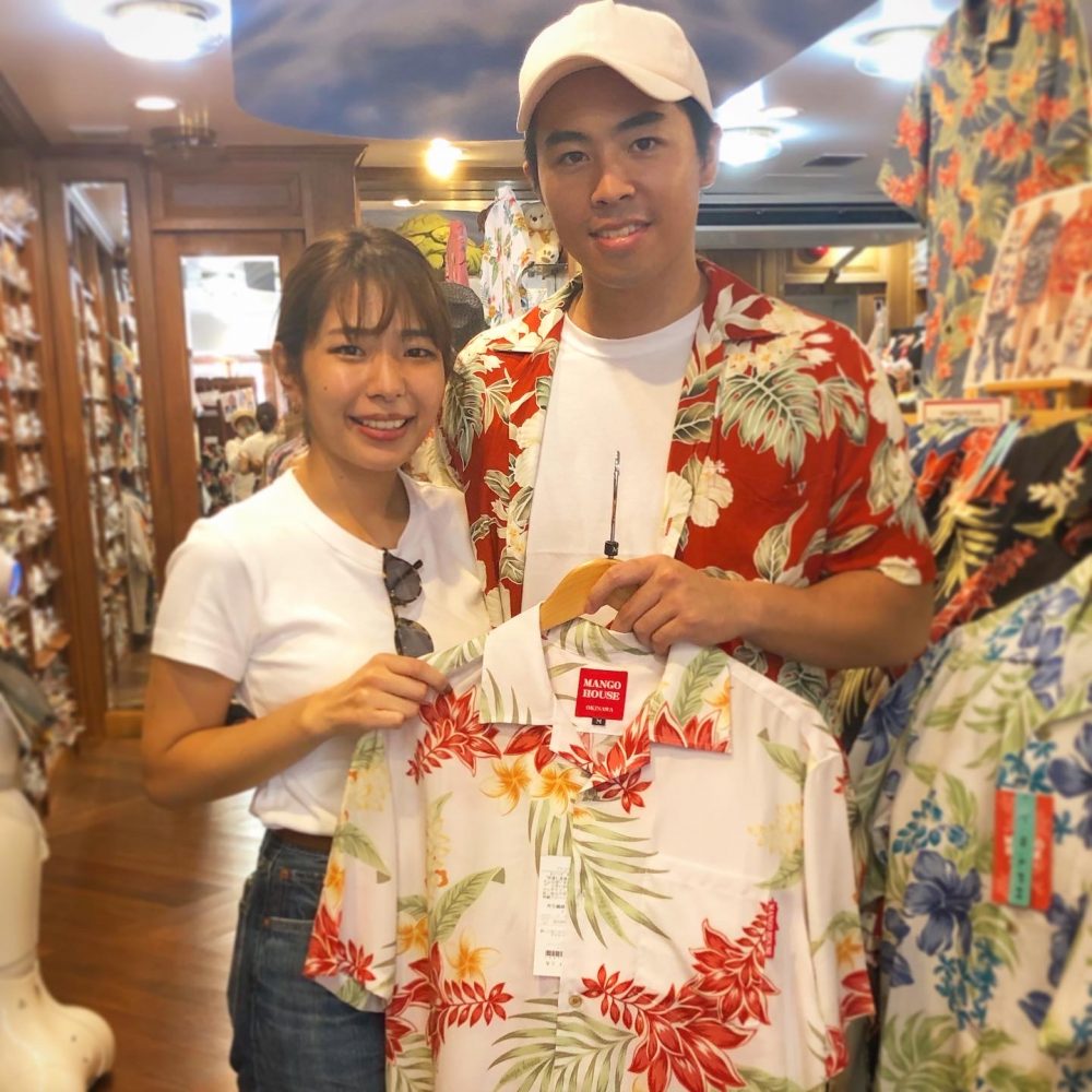 アロハシャツコレクションの第一枚目の商品に、マンゴハウスの「フレッシュデイゴ」を選んでくれました♪