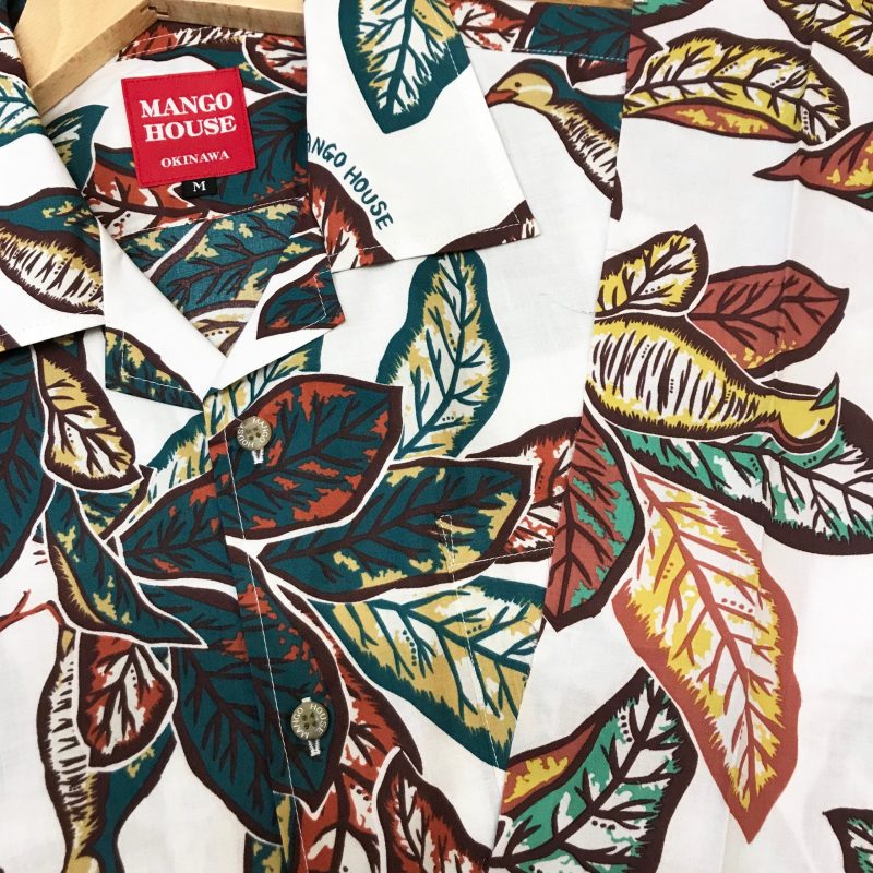 かりゆしウェア　沖縄　色