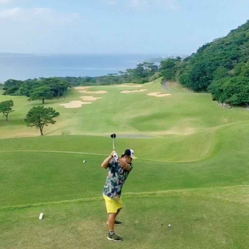 お客様のお写真 沖縄ゴルフ コースから海が見えるオーシャンビュー マンゴハウスブログ