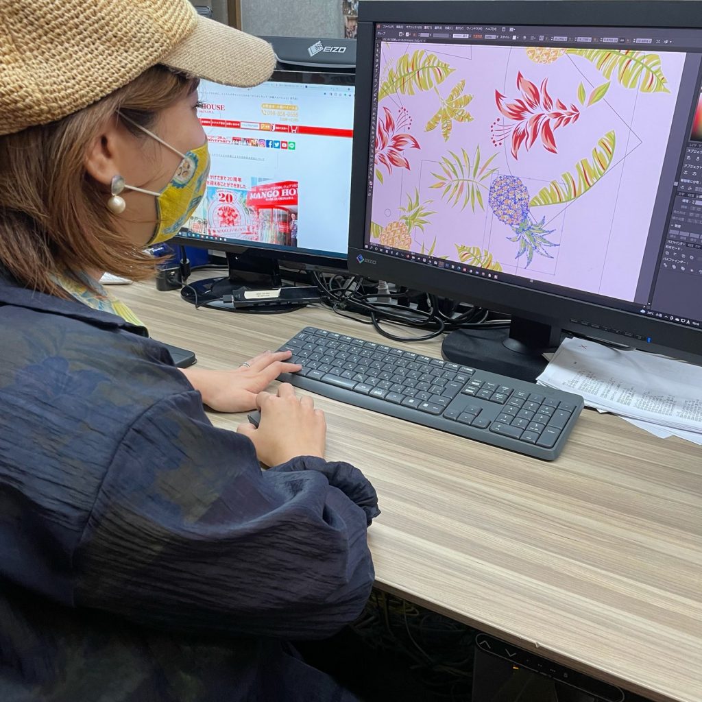 かりゆしウェア　マンゴハウス